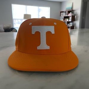 Tennessee Volunteers Nike Aero Fitted Hat Size 7 5/8 Pre-Owned Free Lanyard!